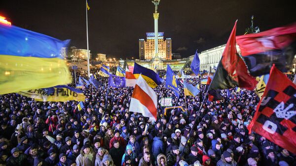 Сторонники евроинтеграции Украины на площади Независимости в Киеве - Sputnik Moldova