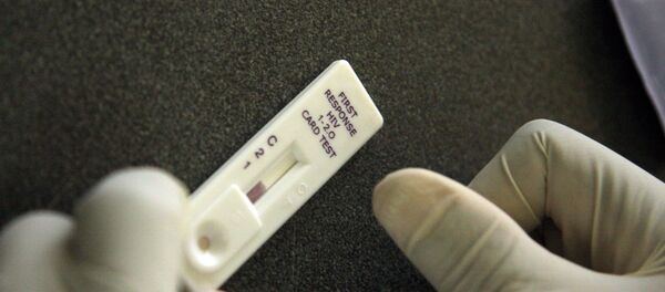 Экспресс-тестирование крови на наличие ВИЧ - Sputnik Moldova