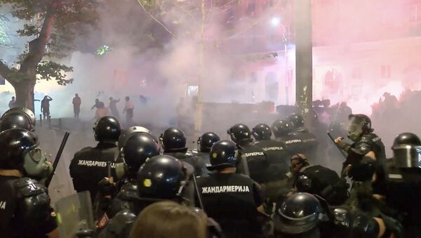 Протесты в Сербии: кто на самом деле стоит за беспорядками в Белграде? - Sputnik Молдова