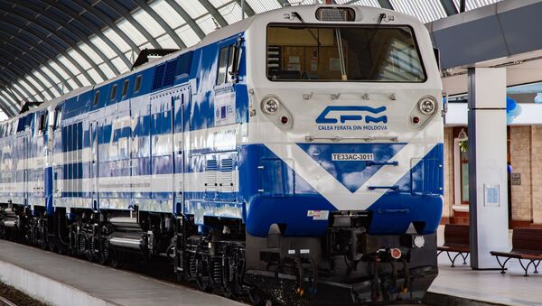 Железная дорога Молдовы получила 6 новых локомотивов - Sputnik Moldova