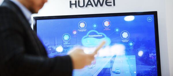 Павильон компании Huawei на международной выставке информационных и коммуникационных технологий Связь - 2017 в Москве. - Sputnik Moldova