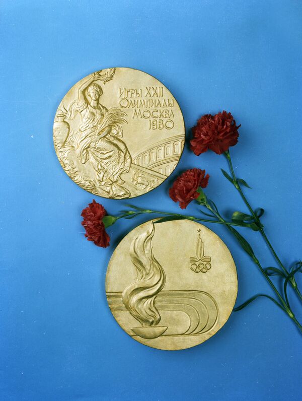 Только серебро было чистым. Все о медалях Олимпиады-80 Только серебро было чистым. Все о медалях Олимпиады-80 - Sputnik Молдова