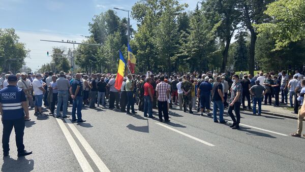 протестующие перекрыли проспект Штефана чел Маре - Sputnik Moldova