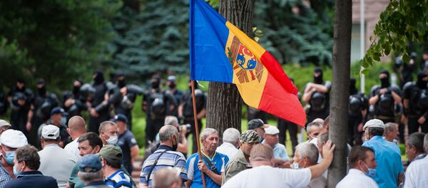 Протест комбатантов перед зданием парламента Молдовы Протест комбатантов перед зданием парламента Молдовы - Sputnik Молдова