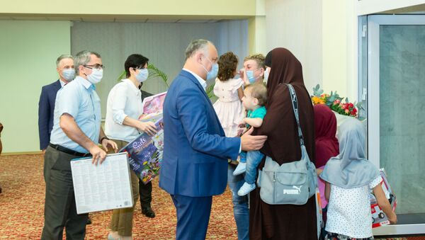 Молдавская семья была успешно репатриирована из Сирии - Sputnik Молдова