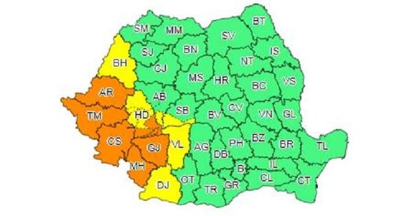 Avertizare meteo de vreme severă: vijelii şi ploi torenţiale – cod portocaliu! Avertizare meteo de vreme severă: vijelii şi ploi torenţiale – cod portocaliu! - Sputnik Moldova-România