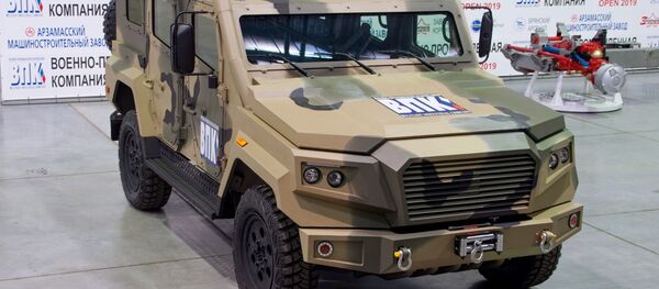 В России создали легкий бронеавтомобиль Стрела В России создали легкий бронеавтомобиль Стрела - Sputnik Moldova-România