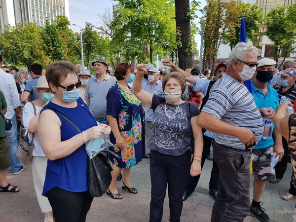 Протест комбатантов в Кишиневе: требования манифестантов звучат уже иначе Протест комбатантов в Кишиневе: требования манифестантов звучат уже иначе - Sputnik Молдова