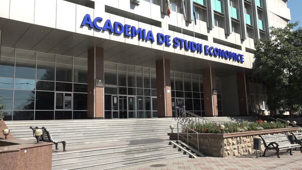 Абитуриент-2020: почему стоит учиться в Академии экономических знаний Молдовы  - Sputnik Молдова