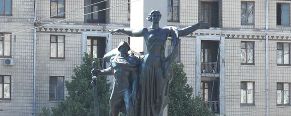 Памятник Освободителям Молдовы от фашизма - уникальная история - Sputnik Молдова