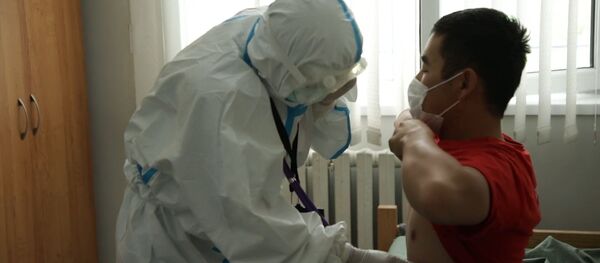 Своих не бросаем: как Россия помогает странам ближнего зарубежья бороться с COVID-19 Своих не бросаем: как Россия помогает странам ближнего зарубежья бороться с COVID-19 - Sputnik Молдова