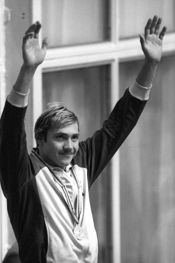 Сколько зарабатывали олимпийцы СССР за свои победы и на что тратили гонорары Сколько зарабатывали олимпийцы СССР за свои победы и на что тратили гонорары - Sputnik Молдова