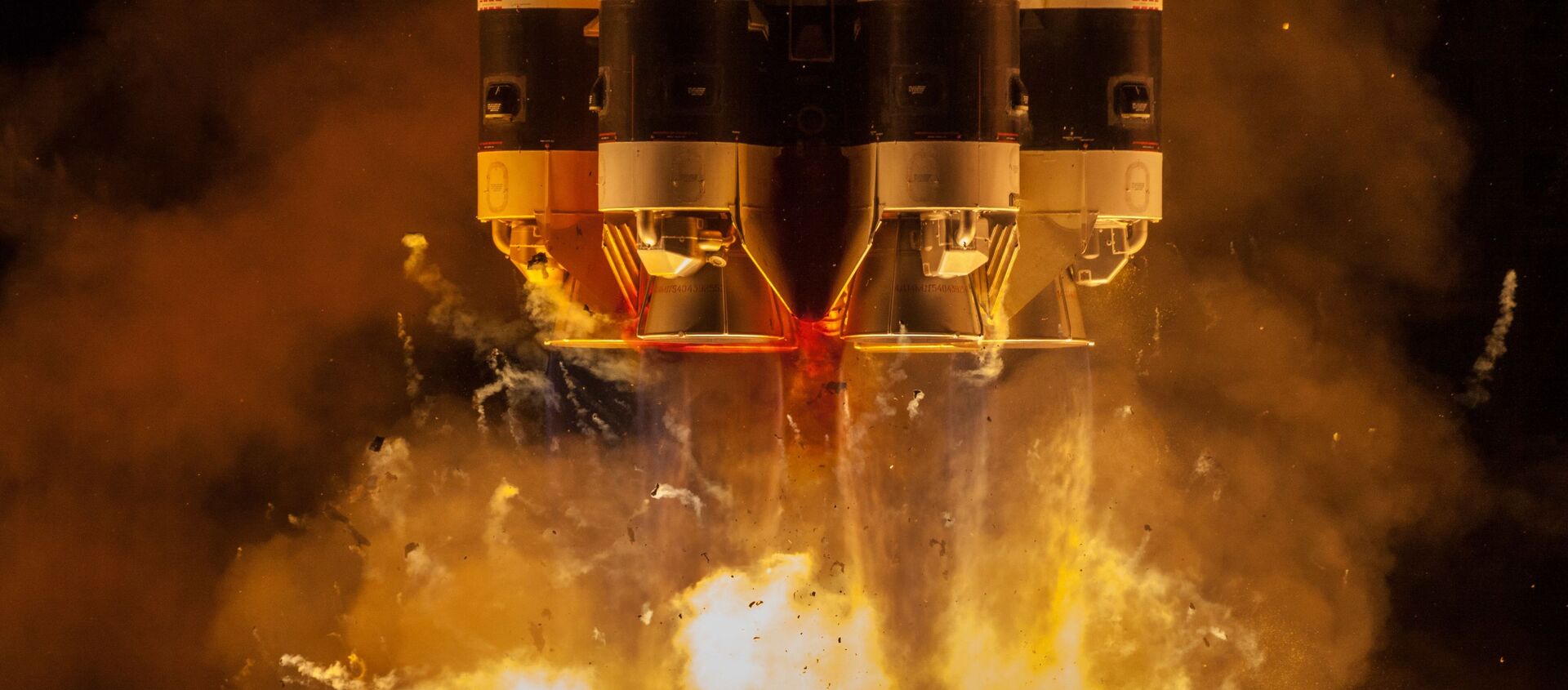 Запуск ракеты-носителя Протон-М с космодрома Байконур - Sputnik Молдова, 1920, 02.12.2020