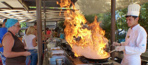 Туристы в одном из отелей Антальи, фото из архива - Sputnik Молдова