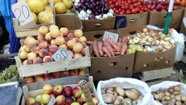 Fructe și legume la piață - Sputnik Moldova-România