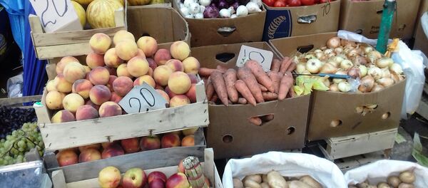 Fructe și legume la piață - Sputnik Moldova-România