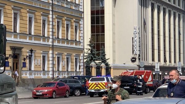 Мужчина угрожает взорвать бомбу в киевском бизнес-центре - Sputnik Moldova-România