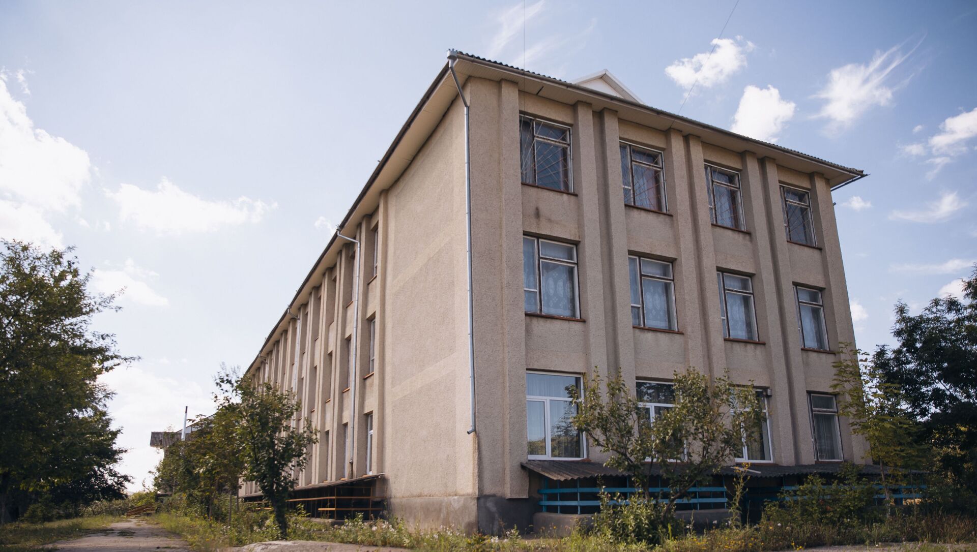 Gimnaziul Ciutești raionul Nisporeni   - Sputnik Moldova, 1920, 11.02.2021