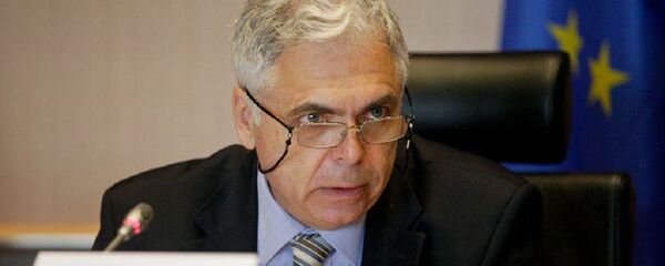 Adrian Severin Adrian Severin - Sputnik Moldova-România