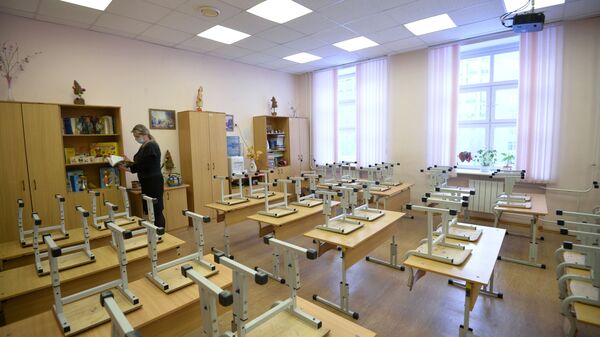 Школы закрыли на карантин из-за ОРВИ - Sputnik Молдова