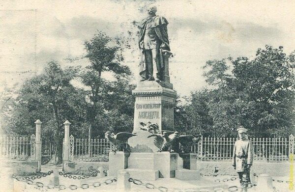 Soarta ciudată și istoria monumentelor din Chișinău Soarta ciudată și istoria monumentelor din Chișinău - Sputnik Moldova