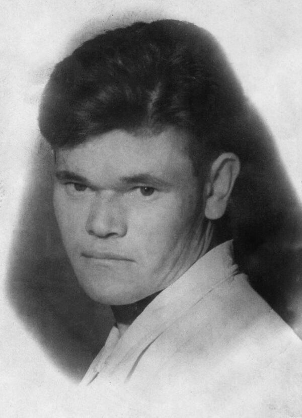 Новые имена героев и молдавское село, дважды опаленное войной Новые имена героев и молдавское село, дважды опаленное войной - Sputnik Молдова