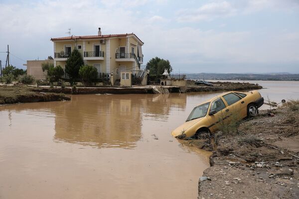 Inundații în Evia - Grecia: cel puțin șapte morți, printre care și un copil Inundații în Evia - Grecia: cel puțin șapte morți, printre care și un copil - Sputnik Moldova-România