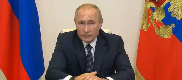 Putin a anunțat înregistrarea primului vaccin rusesc împotriva COVID-19 - Sputnik Moldova-România