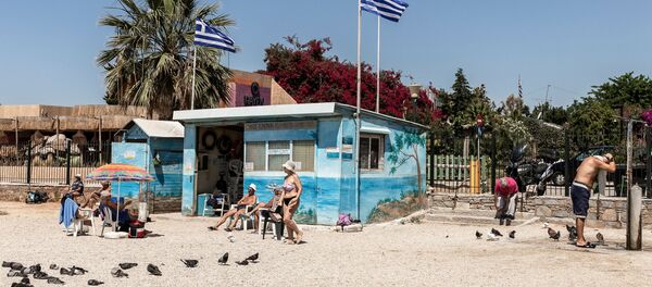 Ослабление карантинного режима в Греции - Sputnik Moldova