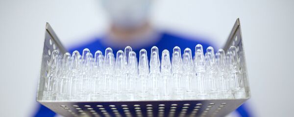 Производство вакцины от COVID-19 на фармацевтическом заводе Биннофарм - Sputnik Молдова