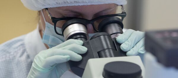 Производство вакцины от COVID-19 на фармацевтическом заводе Биннофарм - Sputnik Молдова