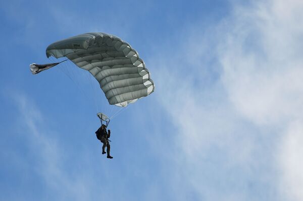 Десант на Командорских островах и Ту-160 в Анадыре: ответ Москвы партнерам - Sputnik Молдова