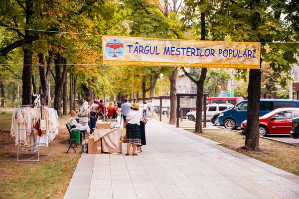 Târgul meșterilor populari în centrul Capitalei - Sputnik Moldova