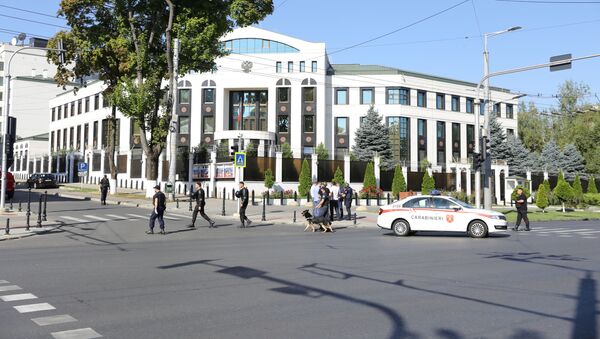 Poliția a blocat circulația în preajma Ambasadei Ruse din Chișinău - Sputnik Moldova