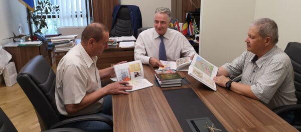 авторы новой книги об участии Молдовы в Великой отечественной войне. авторы новой книги об участии Молдовы в Великой отечественной войне. - Sputnik Молдова