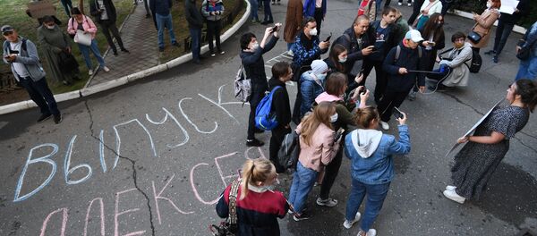 А. Навальный госпитализирован в реанимацию в Омске - Sputnik Moldova-România