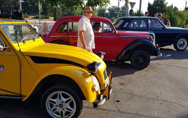 Автопробег, посвященный 76-летию освобождения Молдавии - Sputnik Молдова