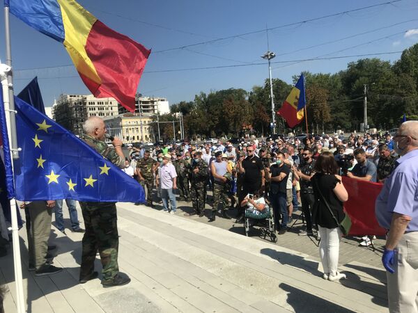 Video: Protest în Piața Marii Adunări Naționale: Mai mulți combatanți, în stradă Video: Protest în Piața Marii Adunări Naționale: Mai mulți combatanți, în stradă - Sputnik Moldova
