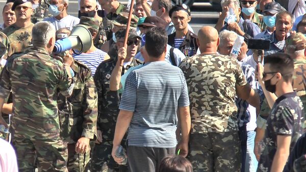 Протест комбатантов в Кишиневе: как это было - видео - Sputnik Молдова