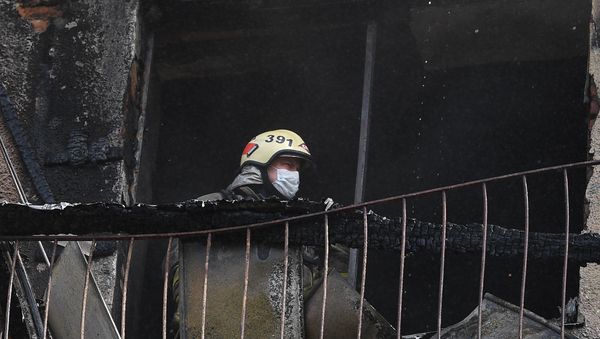 Пожар в жилом доме в Москве Пожар в жилом доме в Москве - Sputnik Молдова