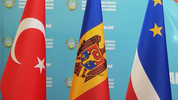 Флаг Молдовы, Турции, Гагаузии - Sputnik Молдова