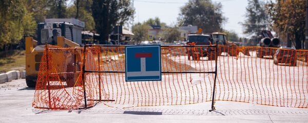 Strada Albișoara a intrat în reparație. Pe mai multe tronsoane a fost suspendată circulația rutieră - Sputnik Moldova