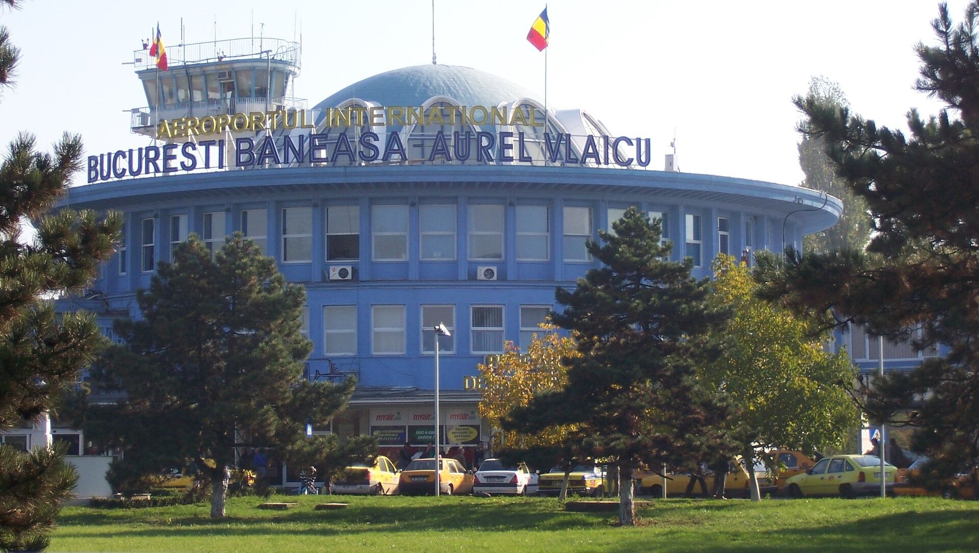 Aeroportul Internațional București Băneasa - Aurel Vlaicu - Sputnik Moldova-România, 1920, 08.06.2021