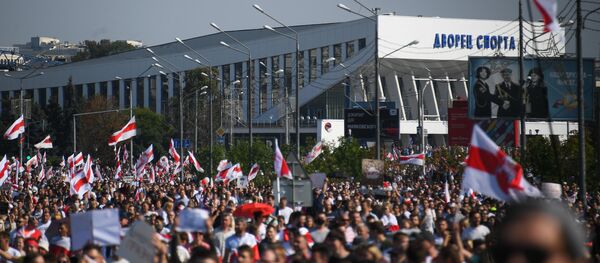 Протесты оппозиции в Минске Протесты оппозиции в Минске - Sputnik Молдова