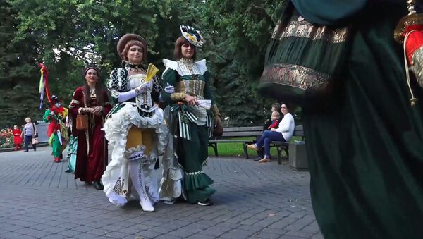«Майский граф»: в Риге прошел средневековый фестиваль-карнавал - Sputnik Молдова
