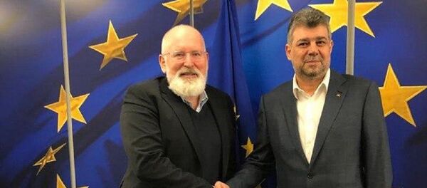 Marcel Ciolacu și Frans Timmermans - Sputnik Moldova-România