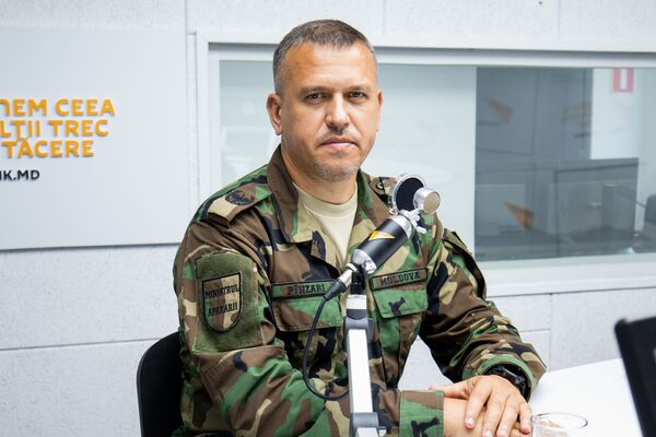 Глава Минобороны Молдовы рассказал, чему учат в Национальной армии Глава Минобороны Молдовы рассказал, чему учат в Национальной армии - Sputnik Молдова