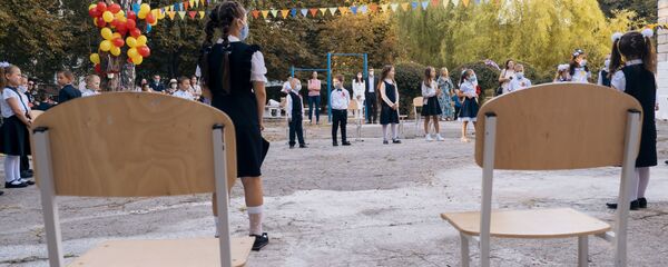 Școala - Sputnik Молдова