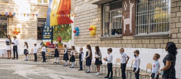 Școala Școala - Sputnik Молдова