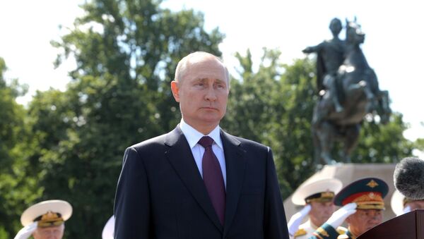 Vladimir Putin de ziua Marinei Ruse - Sputnik Moldova-România